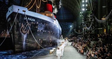 CHANEL Cruise 2018/19 en el Grand Palais de París