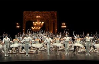 El Ballet de la Ópera de París abre su tradicional Gala con cubrebocas